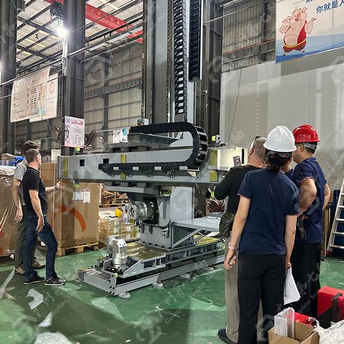 廣州第七軸桁架機械手源頭定制廠家高精度歡迎國外友人來驗廠